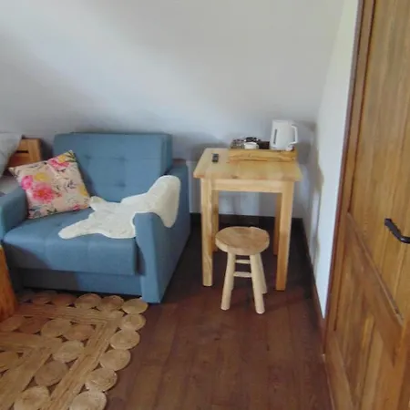 Browar Pod Czarnym Kogutem 여관 *