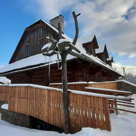 여관 Browar Pod Czarnym Kogutem 치에신